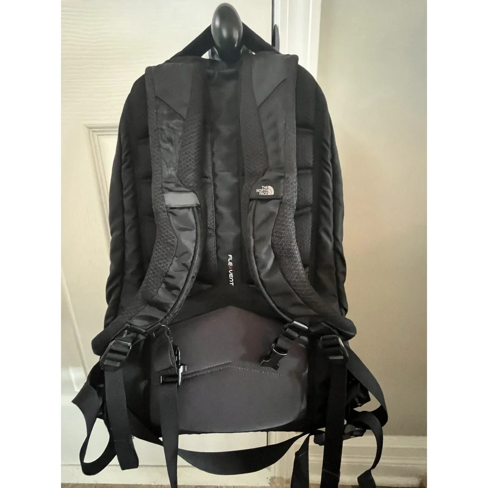 The‎ North Face Surge Transit Backpack 38L – Grey Heather/Black